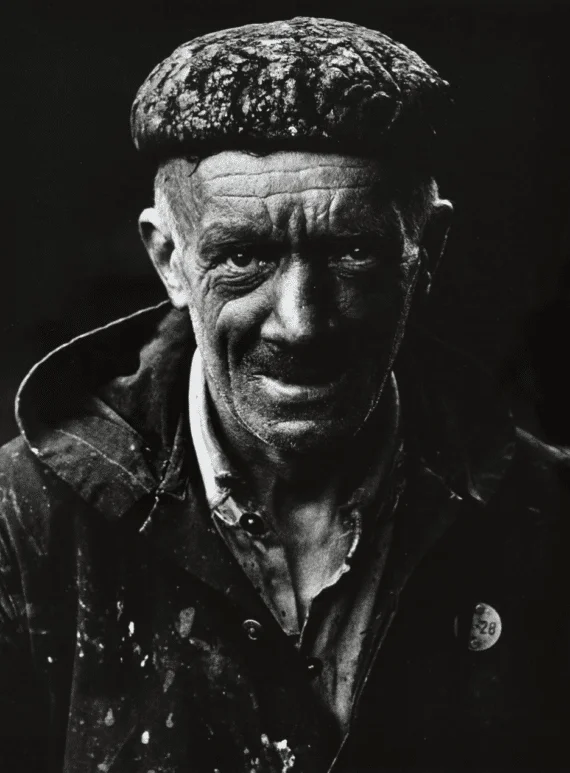 Dokwerker, Amsterdam, 1960, gelatin silverprint 31x24cm